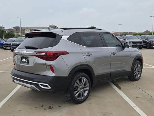 Steel Gray 2023 Kia Seltos S