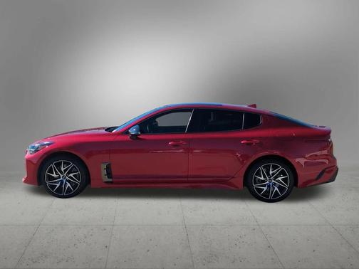 2023 Kia Stinger GT-Line