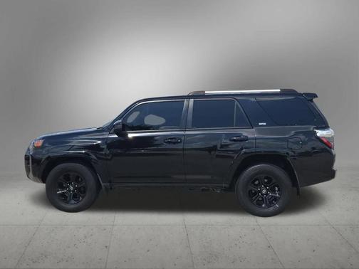Midnight Black Metallic 2021 Toyota 4Runner SR5