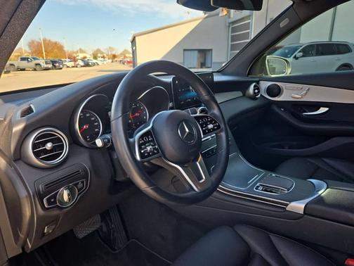 2022 Mercedes-Benz GLC 300 Base