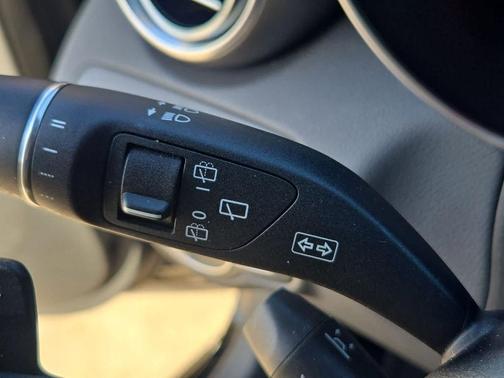 2022 Mercedes-Benz GLC 300 Base