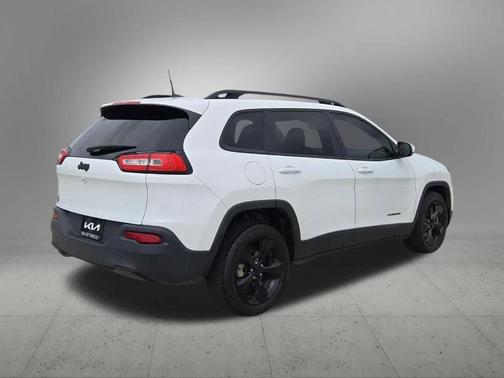 Bright White Clearcoat 2017 Jeep Cherokee High Altitude