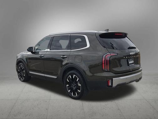 2023 Kia Telluride SX