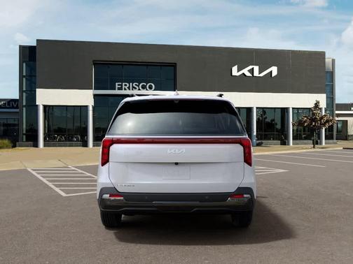 Snow White Pearl 2026 Kia Carnival SX