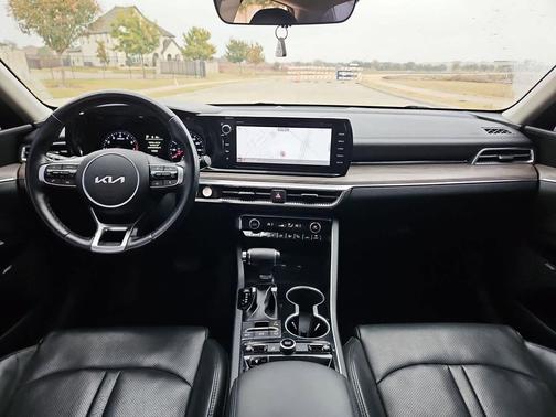 2022 Kia K5 EX
