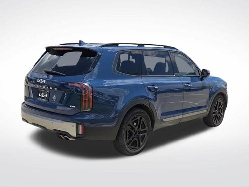 Midnight Black 2023 Kia Telluride SX