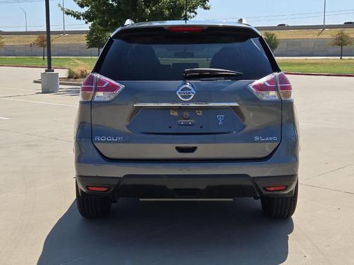 Gun Metallic 2015 Nissan Rogue SL