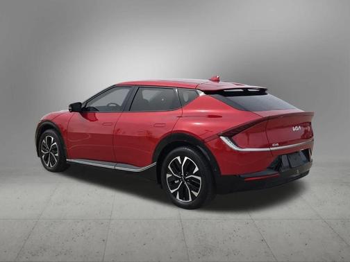 Runway Red 2024 Kia EV6 Wind
