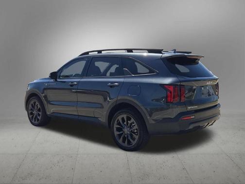 Gray 2023 Kia Sorento X-Line EX