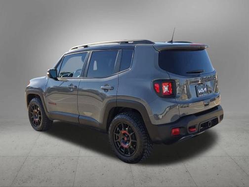 2021 Jeep Renegade Trailhawk