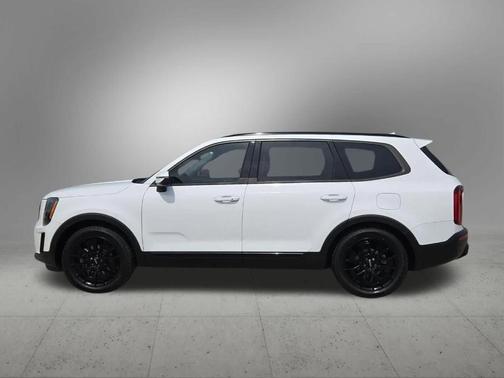 Glacial White Pearl 2022 Kia Telluride EX