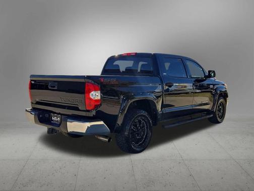 2016 Toyota Tundra SR5