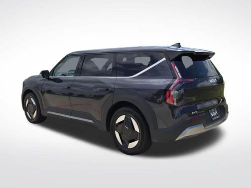 Metal 2026 Kia EV9 Light Short Range