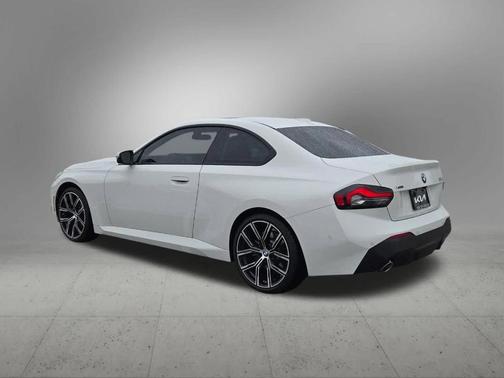 Alpine White 2024 BMW 230 i xDrive