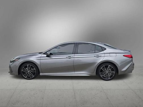 Metal 2025 Toyota Camry XSE