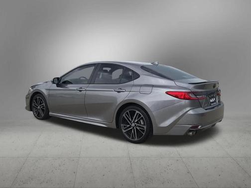 Metal 2025 Toyota Camry XSE