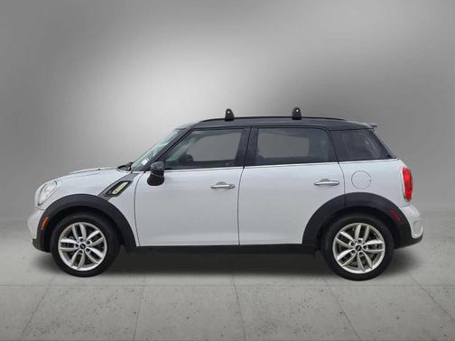 White 2014 MINI Countryman Cooper S