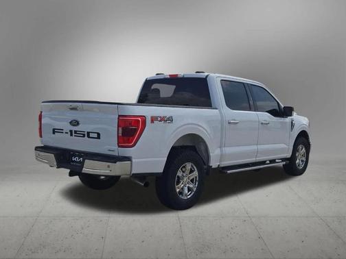 Oxford White 2021 Ford F-150 XLT