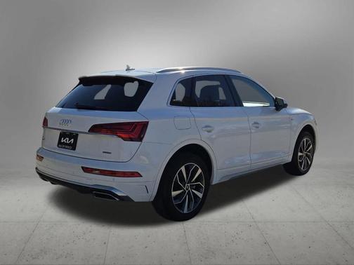 2023 Audi Q5 45 S line Premium Plus