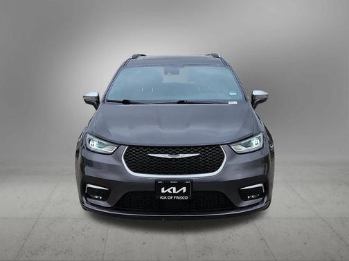 2022 Chrysler Pacifica Hybrid Pinnacle