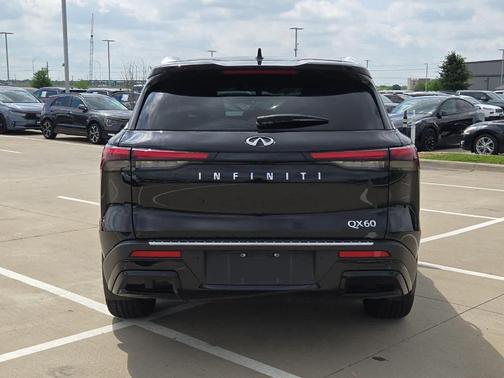 Mineral Black 2023 INFINITI QX60 Luxe