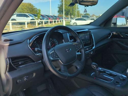 2022 Chevrolet Traverse RS