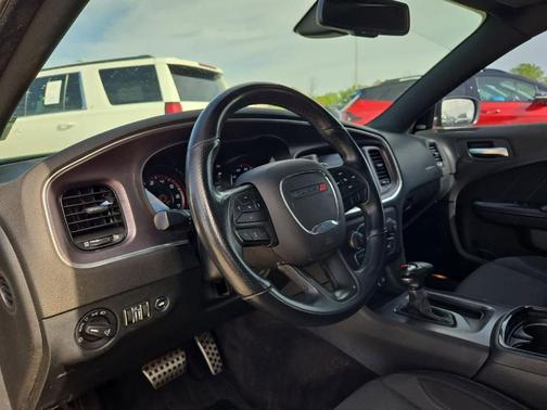 2018 Dodge Charger SXT Plus