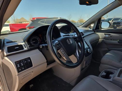 2016 Honda Odyssey Touring Elite