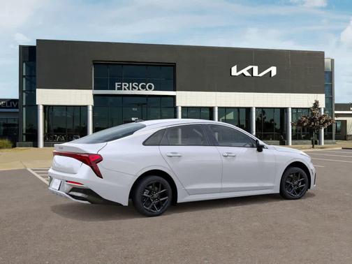 2026 Kia K5 LXS