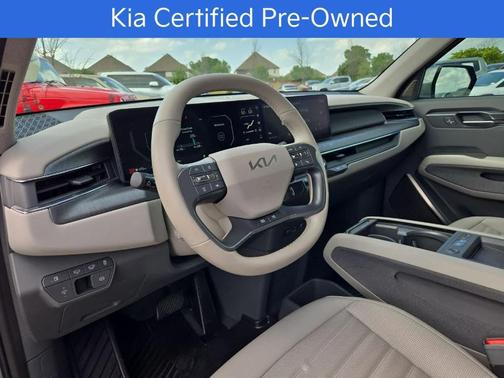Iceberg Green 2024 Kia EV9 Land