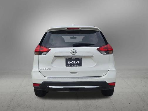 Glacier White 2017 Nissan Rogue S