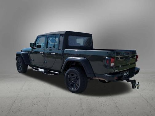 2022 Jeep Gladiator Sport