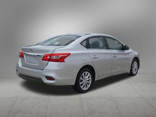 Brilliant Silver Metallic 2019 Nissan Sentra SV