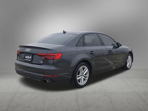 2017 Audi A4 2.0T ultra Premium