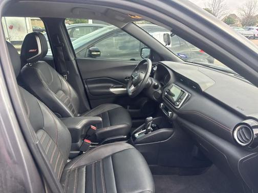 Gun Metallic 2020 Nissan Kicks SR