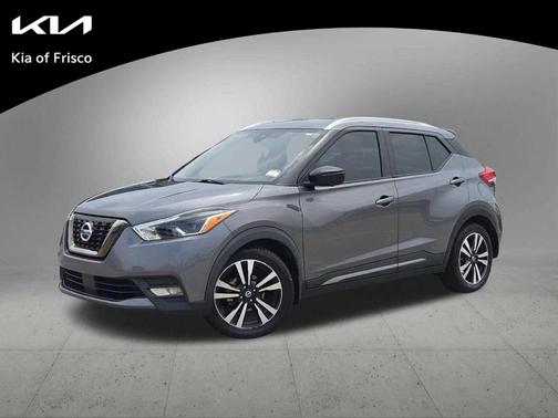 Gun Metallic 2020 Nissan Kicks SR