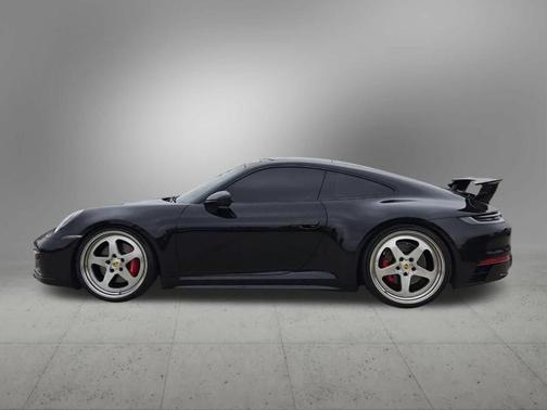 2022 Porsche 911 Carrera S