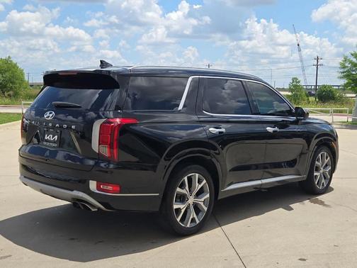 Becketts Black 2021 Hyundai PALISADE Limited