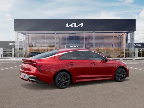 2025 Kia K5 LXS
