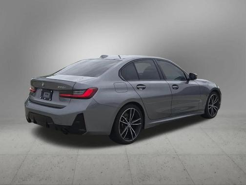 Gray Metallic 2023 BMW 330 i
