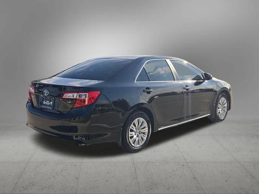 2013 Toyota Camry LE