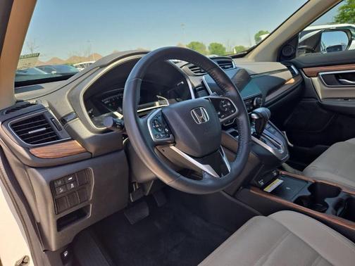 Platinum White Pearl 2022 Honda CR-V Touring