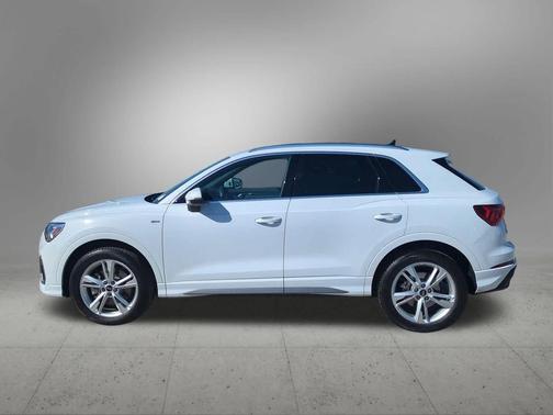 2023 Audi Q3 45 S line Premium Plus