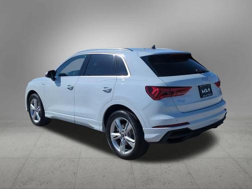 2023 Audi Q3 45 S line Premium Plus