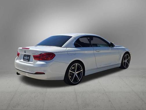 Mineral White Metallic 2019 BMW 430 i