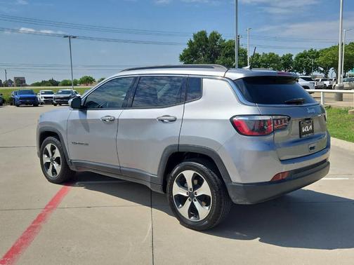 Billet Silver Metallic Clearcoat 2017 Jeep Compass Latitude