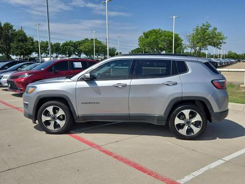 Billet Silver Metallic Clearcoat 2017 Jeep Compass Latitude