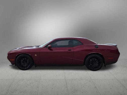 Octane Red Pearlcoat 2023 Dodge Challenger R/T Scat Pack