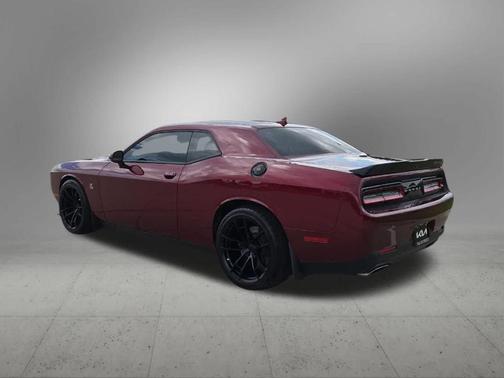 Octane Red Pearlcoat 2023 Dodge Challenger R/T Scat Pack