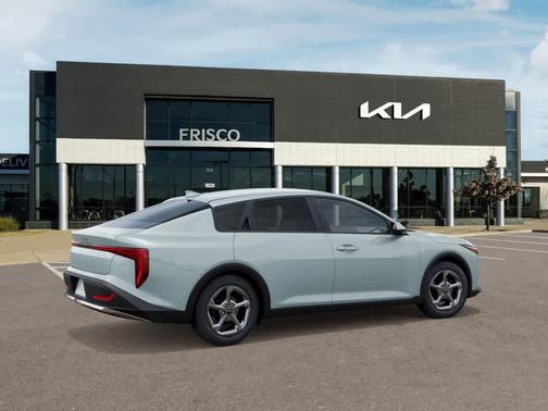 2026 Kia K4 